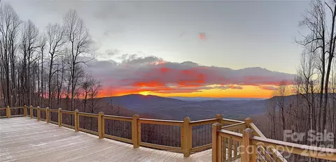 155 Wrenlock Dr, Marion, NC 28752
