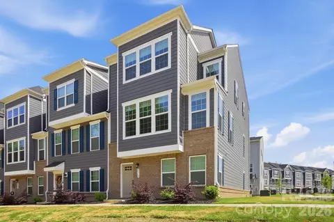 2913 Matthews Indian Trail Rd, Matthews, NC 28104