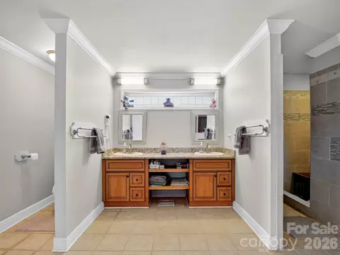 Bath - 1035 Mcmillan Rd, Cheraw, SC 29520 photo 1 of 2