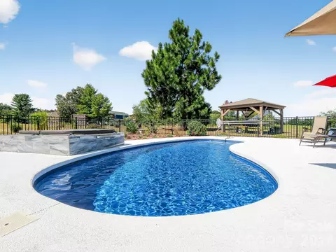 Exterior - 1035 Mcmillan Rd, Cheraw, SC 29520 photo 4 of 9