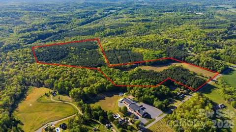 1862 Salem Church Rd, Lincolnton, NC 28092