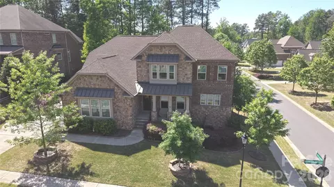16402 Doves Canyon Ln, Charlotte, NC 28278