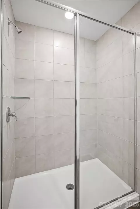 Bath - 11908 Oak St, Charlotte, NC 28269 photo 1 of 2