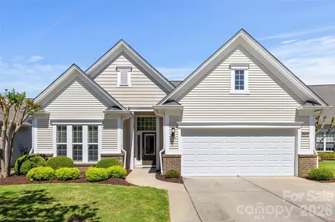 8080 Crater Lake Dr, Fort Mill, SC 29707