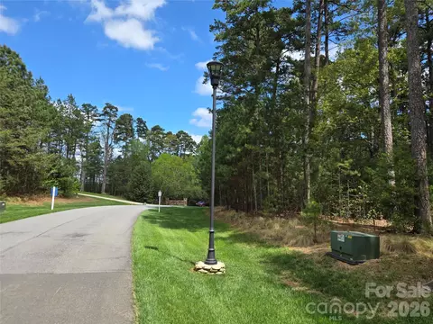 137 Heron Bay 1b Dr #1B, Badin Lake, NC 28127