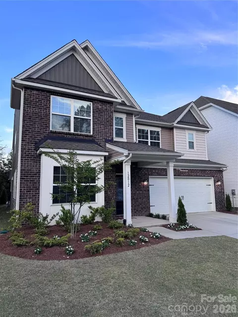 12012 Mills Mansion Dr, Charlotte, NC 28273