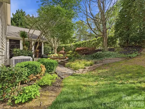 Exterior - 1026 Platinum Dr, Fort Mill, SC 29708 photo 5 of 7