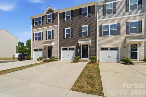 923 Taybyn Rd, Fort Mill, SC 29715