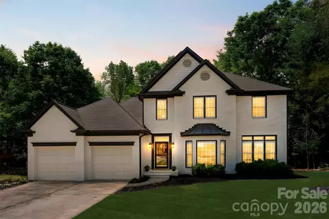 5638 Rocky Trail Ct, Charlotte, NC 28270