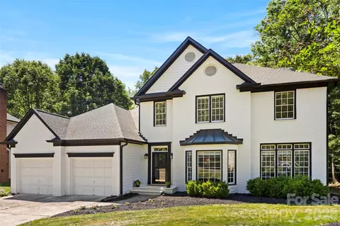 5638 Rocky Trail Ct, Charlotte, NC 28270