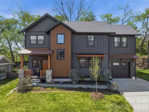55 Acona Ln, Asheville, NC 28803