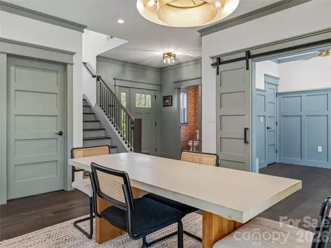 55 Acona Ln, Asheville, NC 28803