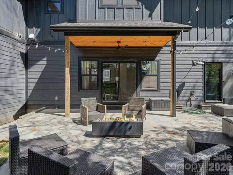 55 Acona Ln, Asheville, NC 28803