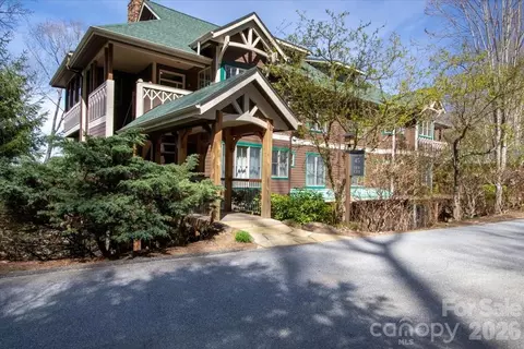 45 Creekside 301 Way #301, Burnsville, NC 28714