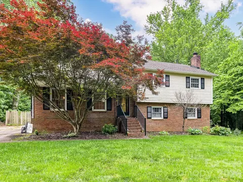 119 Cliffwood Cir, Mooresville, NC 28115