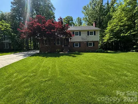 119 Cliffwood Cir, Mooresville, NC 28115