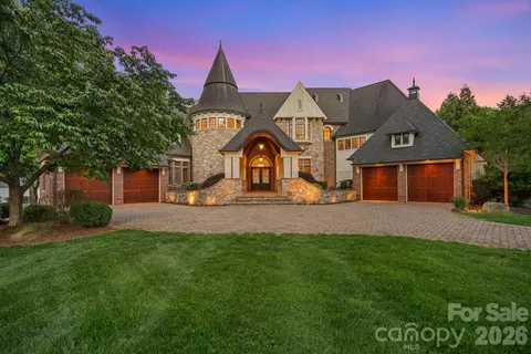 109 Conway Ct, Mooresville, NC 28117