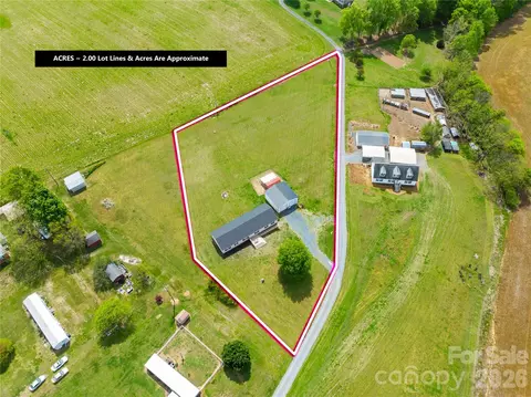 25948 Copper Creek Dr, Albemarle, NC 28001