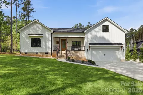 420 Stillwater Rd, Troutman, NC 28166
