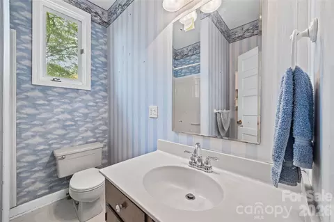 Bath - 202 Pressley St, Clover, SC 29710 photo 1 of 2