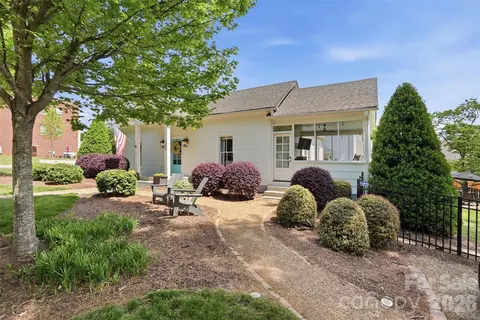 303 South St, Davidson, NC 28036 photo 3