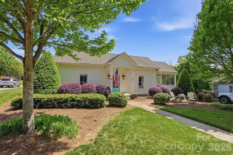 303 South St, Davidson, NC 28036