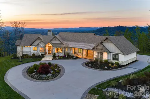 154 Bear View Rd, Weaverville, NC 28787
