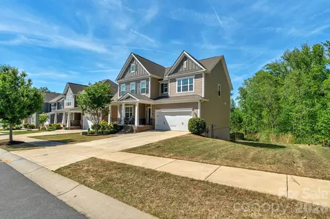 5000 Lily Pond Cir, Waxhaw, NC 28173