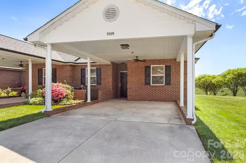 Exterior - 3929 Jasmine Ln, Denver, NC 28037 photo 2 of 3