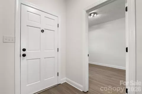 Entry Way - 3929 Jasmine Ln, Denver, NC 28037 photo 2 of 7
