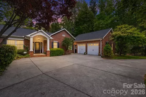 625 Saint Andrews Rd, Statesville, NC 28625