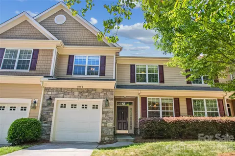 1046 Silver Gull Dr, Tega Cay, SC 29708