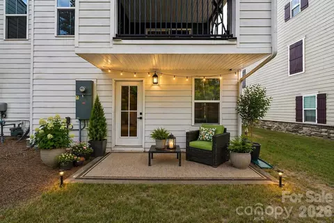 Exterior - 957 Portrush Ln, Tega Cay, SC 29708 photo 6 of 6