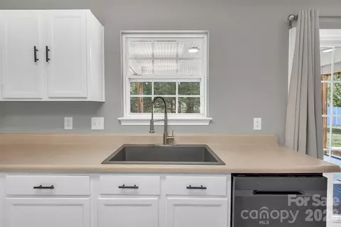 Kitchen - 128 Longlea Dr, Clover, SC 29710 photo 2 of 2