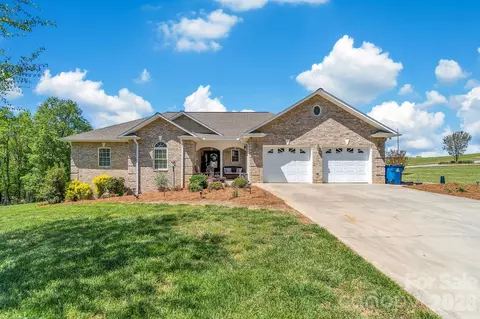 5507 Land Harbour Dr, Granite Falls, NC 28630