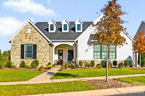 13209 Oak Farm Ln, Huntersville, NC 28078