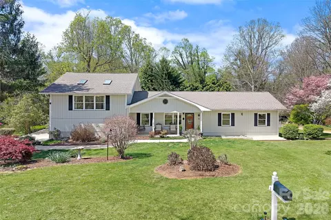6 Mulberry Dr, Arden, NC 28704