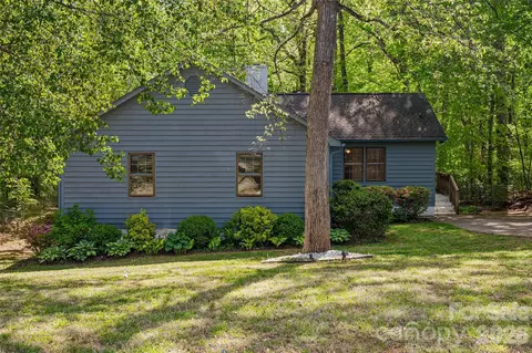 7201 Tall Tree Ln, Charlotte, NC 28214