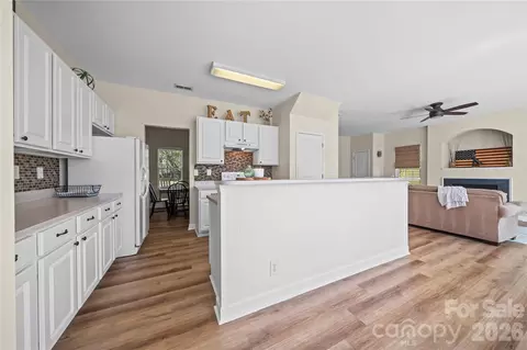 Kitchen - 9224 Ducati Ln, Cornelius, NC 28031 photo 2 of 7