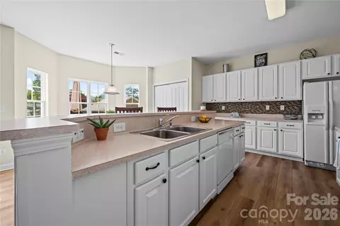 Kitchen - 9224 Ducati Ln, Cornelius, NC 28031 photo 3 of 7