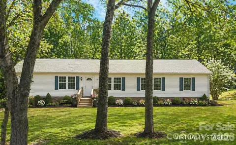 3634 Hillview Ne Dr NE, Conover, NC 28613