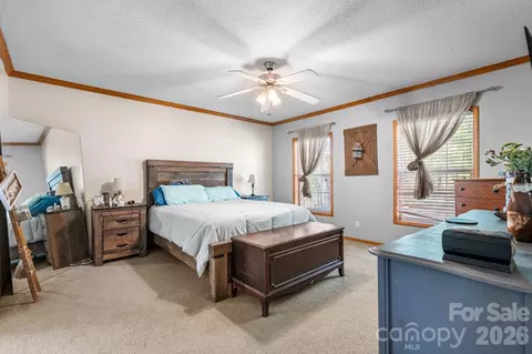Bedroom - 3634 Hillview Ne Dr NE, Conover, NC 28613 photo 1 of 4