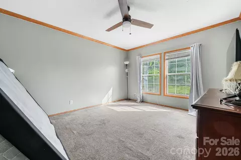 Bedroom - 3634 Hillview Ne Dr NE, Conover, NC 28613 photo 4 of 4