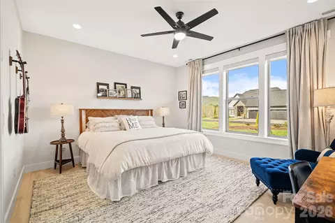 Bedroom - 480 Daniel Circle Dr, Mills River, NC 28759 photo 2 of 2