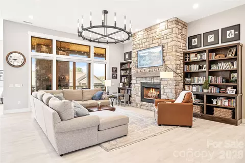 Living - 480 Daniel Circle Dr, Mills River, NC 28759 photo 2 of 3
