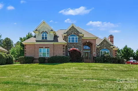 132 Sink Farm Rd, Mooresville, NC 28115