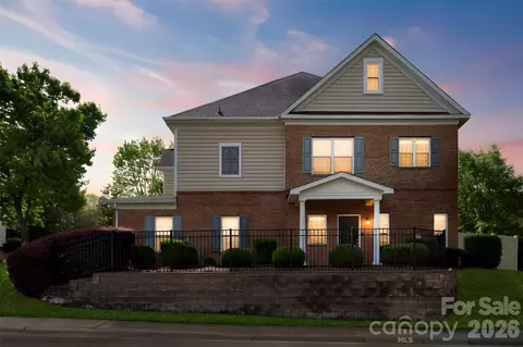15504 Amethyst St, Charlotte, NC 28277