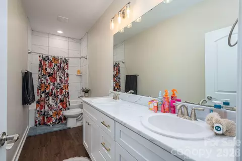 Bath - 156 Shields Dr, Lincolnton, NC 28092 photo 3 of 3