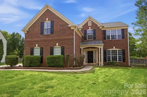 7724 Dinniston Dr, Huntersville, NC 28078