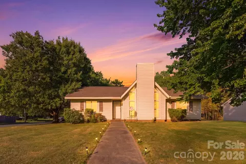 2530 Dion Ave, Charlotte, NC 28212